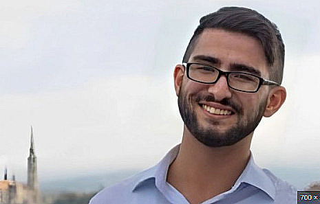 Dövlətə xəyanətdə təqsirləndirilən Bəhruz Səmədovun məhkəməsi başlayıb