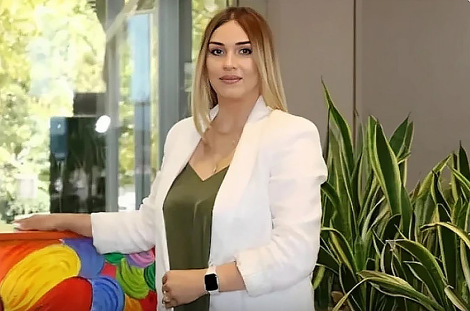 Dələduzluqda ittiham olunan bağça direktoru məhkəmədə