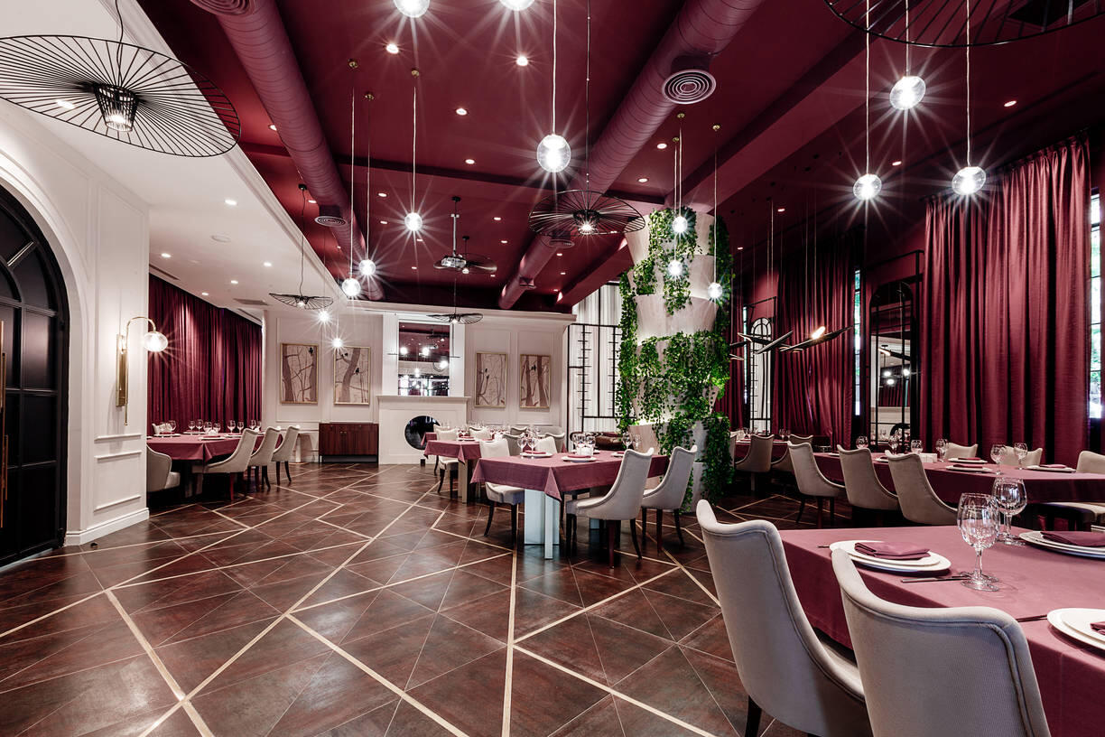 Məşhur "NUXA" Restoranı bağlandı - FOTO