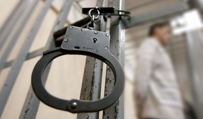 Bakıda Uşaq pornoqrafiyasını yayan gənc oğlan məhkəmə zalından həbs edildi