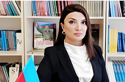 600 manatlıq hədiyyəyə dilənçi payı deyən məktəb direktoru İŞDƏN ÇIXARILDI