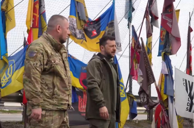Zelenski Donetskə getdi – VİDEO