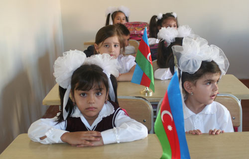 Azərbaycanda BU MƏKTƏBLƏR BAĞLANDI