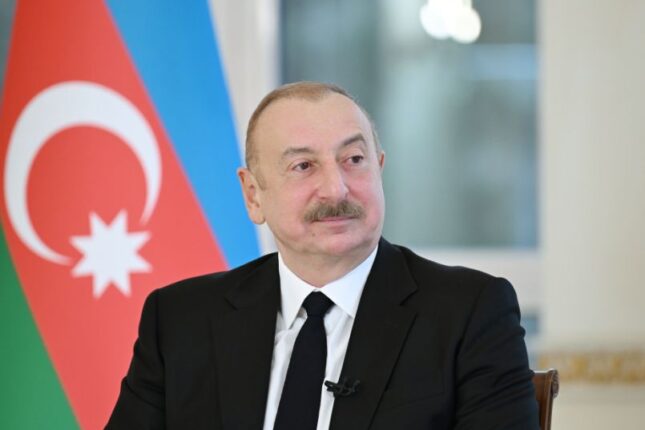 İlham Əliyev Pakistanın Baş naziri Şahbaz Şərifi təbrik edib