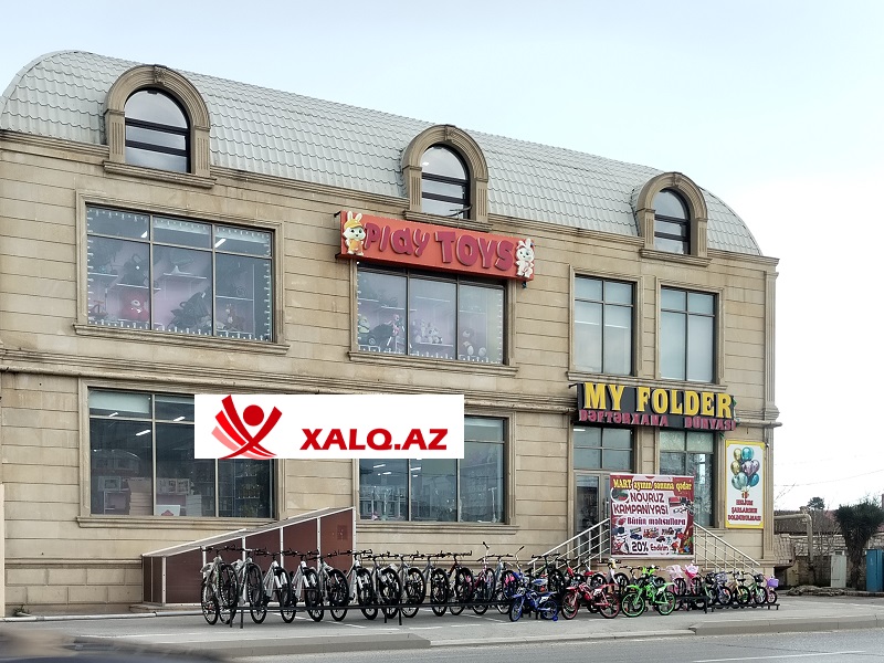 Xəzər rayonunda “PLAY TOYS” mağazası səkini belə zəbt edib-Fotokfakt