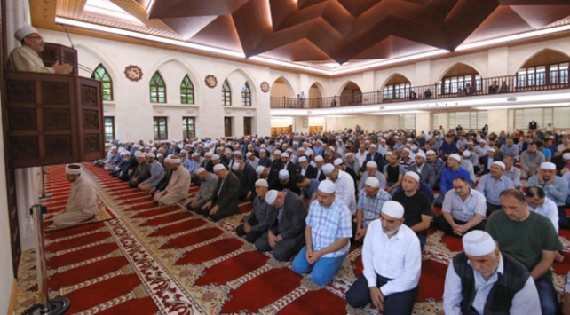 Bayram namazı BU TARİXDƏ QILINACAQ-AÇIQLANDI