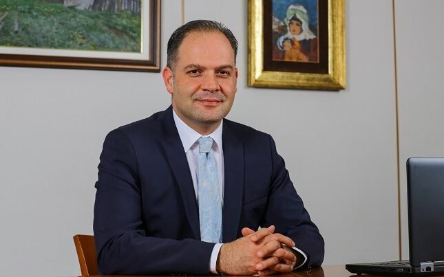 “Yapı Kredi Bank Azərbaycan”ın rəhbəri niyə işdən çıxıb?