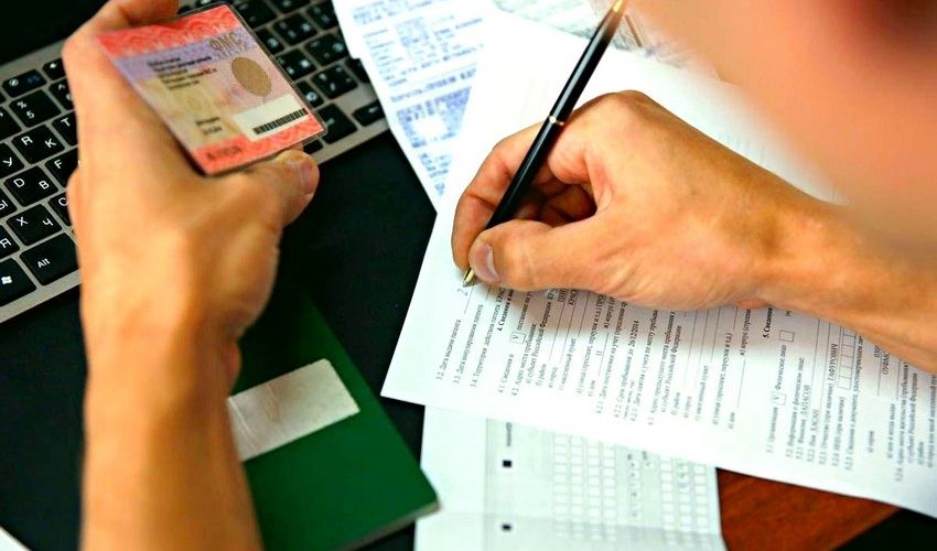 Bu şəxslərin sürücülük vəsiqələri etibarsız olacaq - QƏRAR
