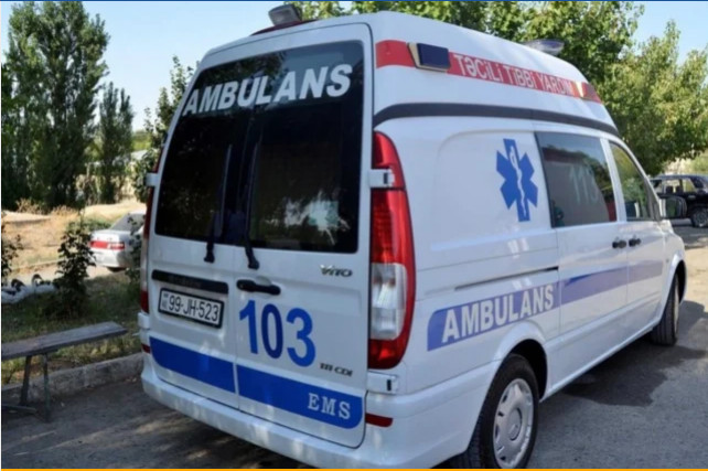 Azərbaycanda yas mərasimində evin eyvanı uçdu: 5 qadın xəsarət aldı