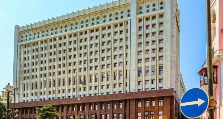 Əfv Məsələləri Komissiyasının növbəti iclası keçirilib