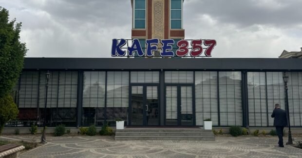 Naxçıvanda Saat Meydanını kim satıb? - Tarixi bir park belə ƏLƏ KEÇİRİLİR/FOTOFAKT