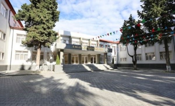 Bakıda azyaşlı qızlara əxlaqsız hərəkətlər edən manyak peyda olub