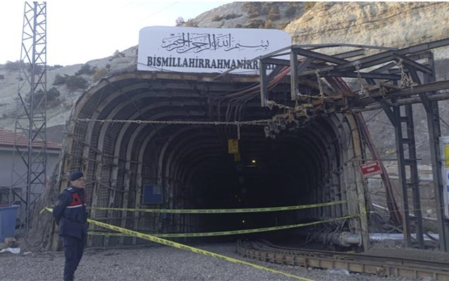 Türkiyədə mədən çökdü, 13 yaralı