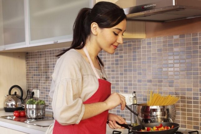 Azərbaycanlı evdar qadınlara pul veriləcək ? – DETALLAR