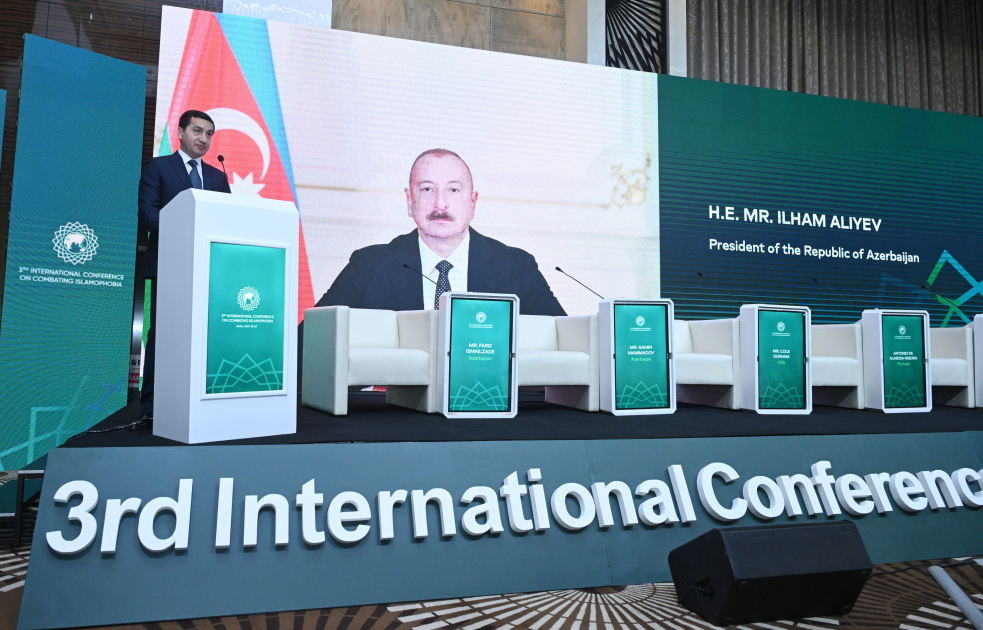 Bakıda islamofobiya ilə bağlı beynəlxalq konfransın ikinci günü başlayıb