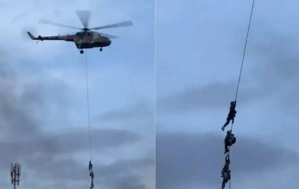Nepalda nazirlər helikopterlərdən endirilən kəndirlərlə təxliyə edildilər