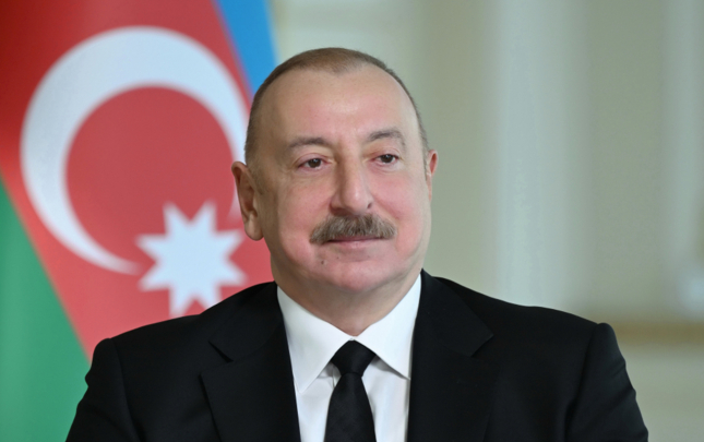 Azərbaycan liderinə təbriklər gəlir - Yenilənir