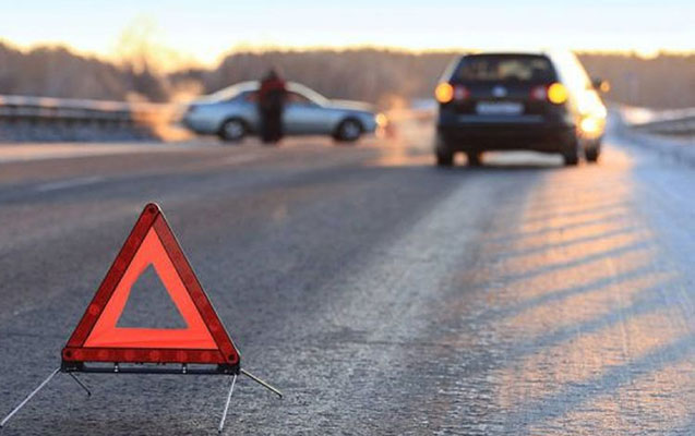 “Mitsubishi” “Nissan”la toqquşdu - Yaralı var