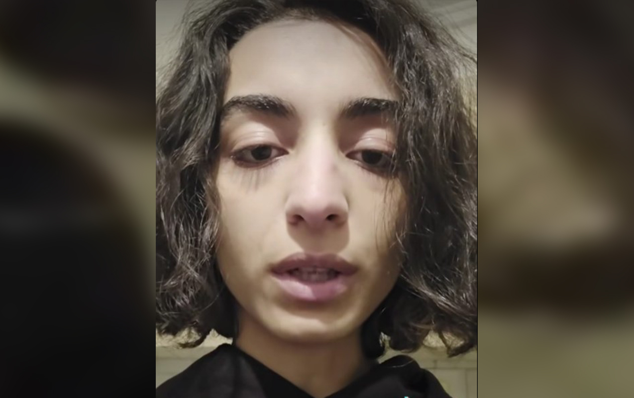 22 yaşlı qız atası və əmisi ilə bağlı videomüraciət yayıb kömək istədi - Yenilənib