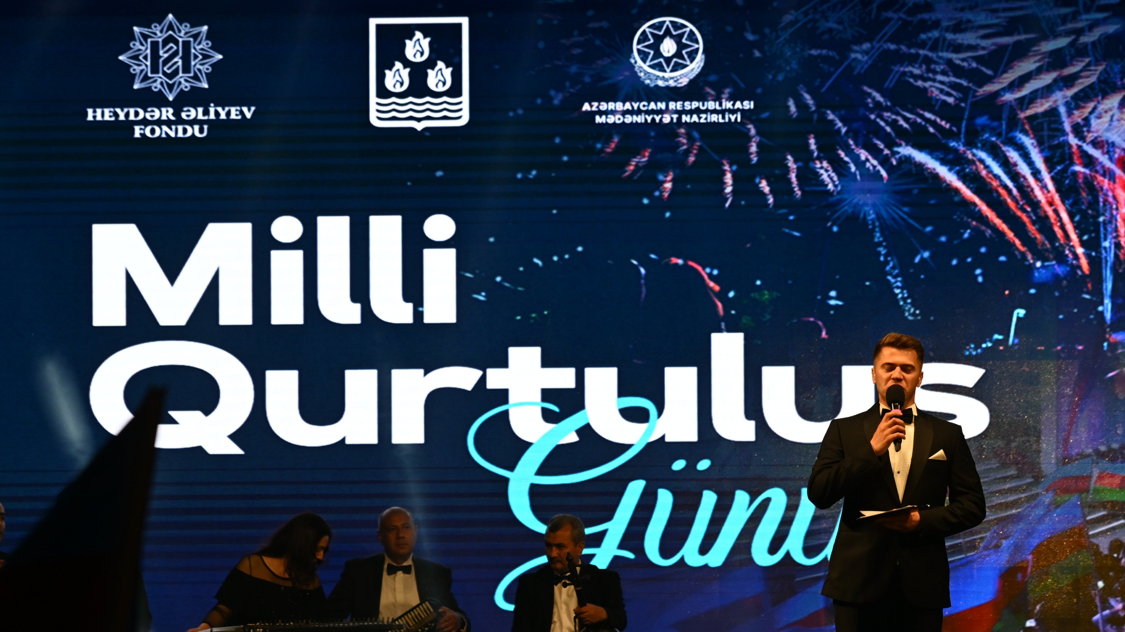 Milli Qurtuluş Gününə həsr olunan bayram konserti - Video - Foto