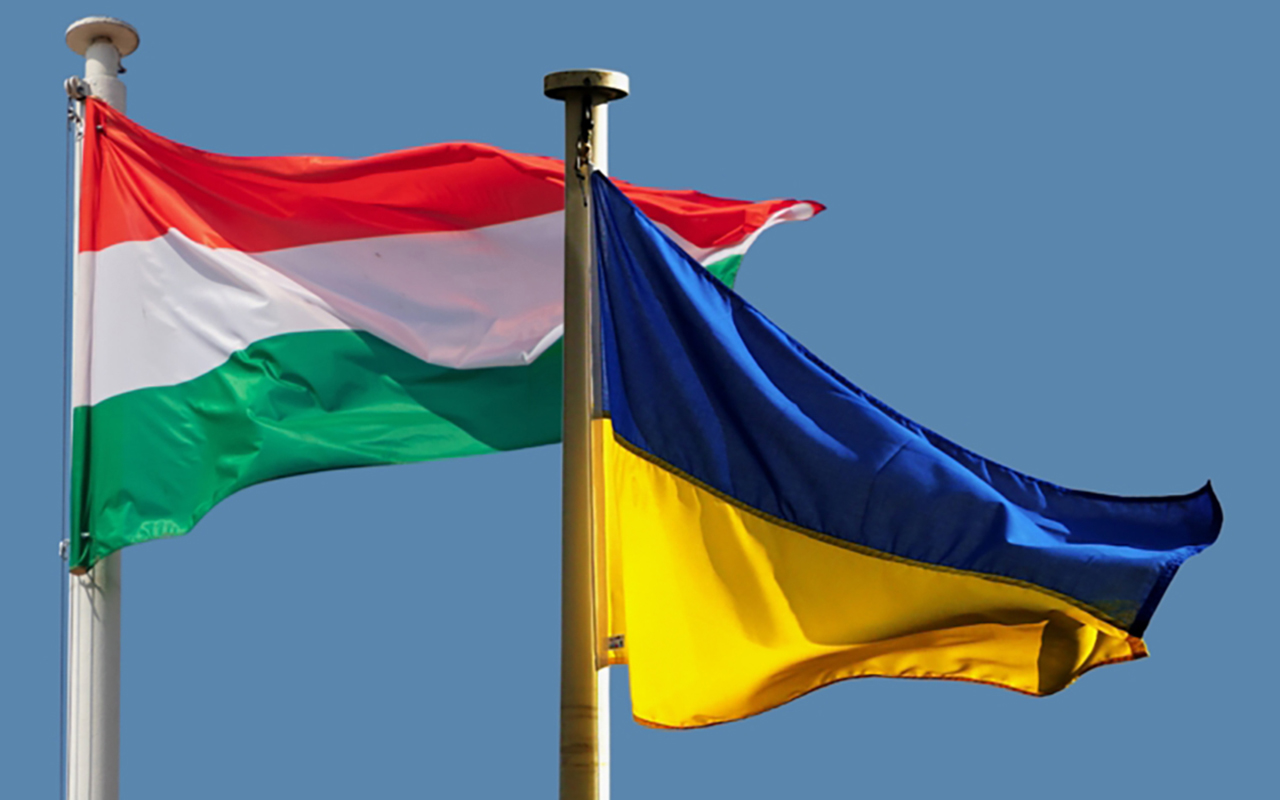 Macarıstan ikiillik vetonu geri götürür