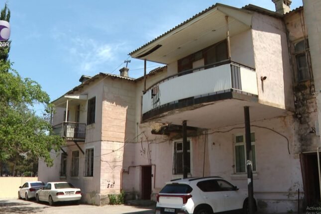Nizami rayonunda “Qlobal-99 MTK” sakinləri blokadada saxlayır?