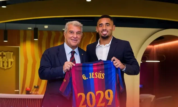 "Barselona" "Arsenal"dan Qabriel Jesusu heyətinə qatdı
